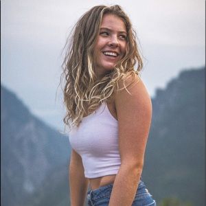 Meet your Posher, Tori